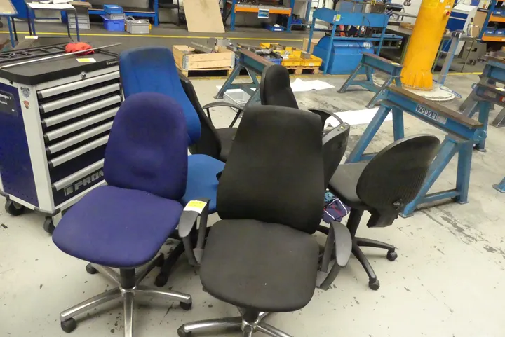 Konvolut Werkstatt-Bürostühle